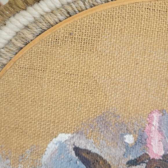 Orginal Acrylic Painting on Burlap Macrame Boarder Round Artist Signed - Picture 4 of 10